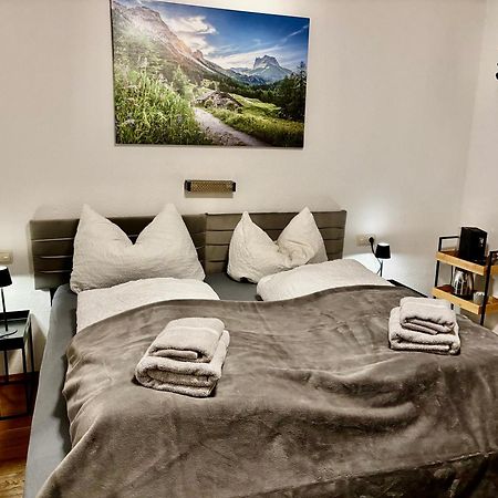 Lechtaler Alpenblick Landeck - Privatzimmer & Ferienwohnung Bagian luar foto