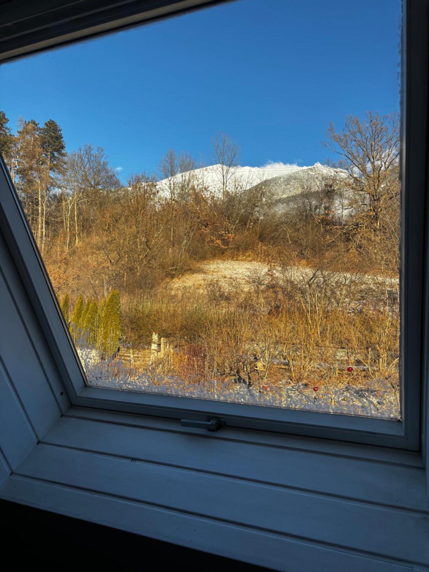 Lechtaler Alpenblick Landeck - Privatzimmer & Ferienwohnung Bagian luar foto