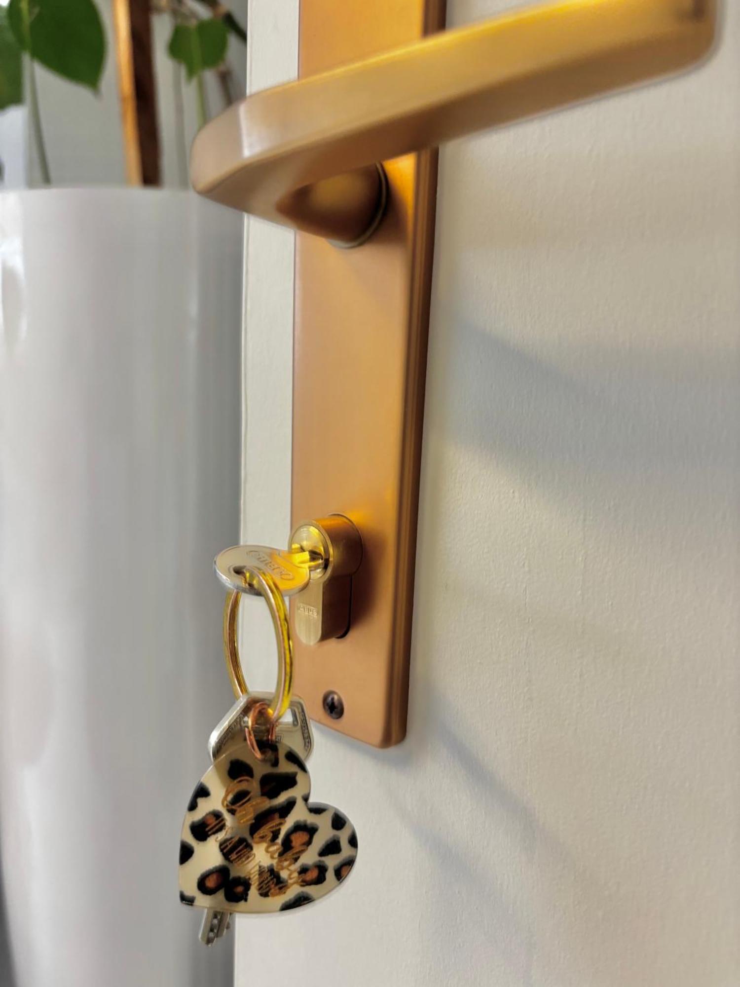Lechtaler Alpenblick Landeck - Privatzimmer & Ferienwohnung Bagian luar foto