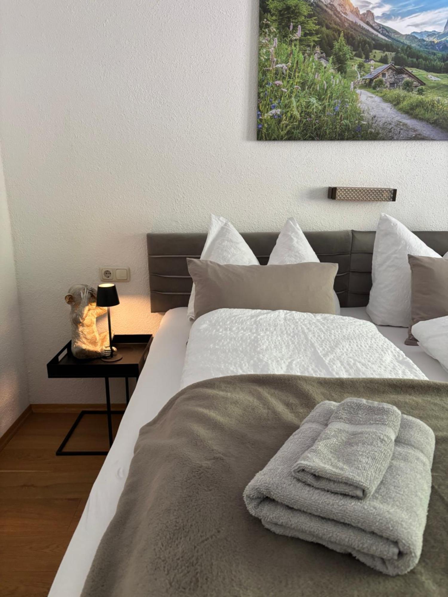 Lechtaler Alpenblick Landeck - Privatzimmer & Ferienwohnung Bagian luar foto
